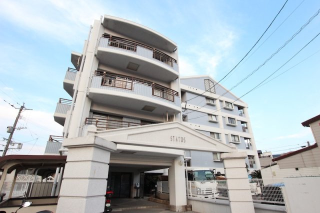 ステイタスマンション桧原の外観