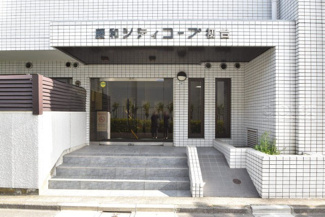 【エントランス】 | エントランス　オートロック付き