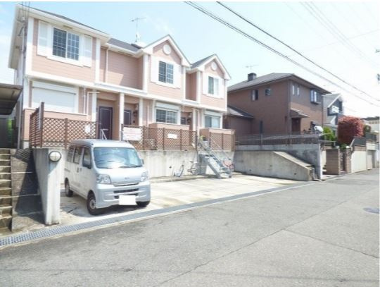 レジデンス美山台の駐車場|☆神戸市垂水区　レジデンス美山台☆
