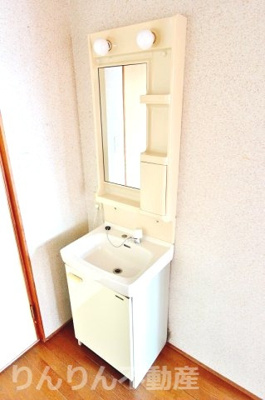 【洗面所】 | ニュー大原住宅 | 使いやすい洗面所です