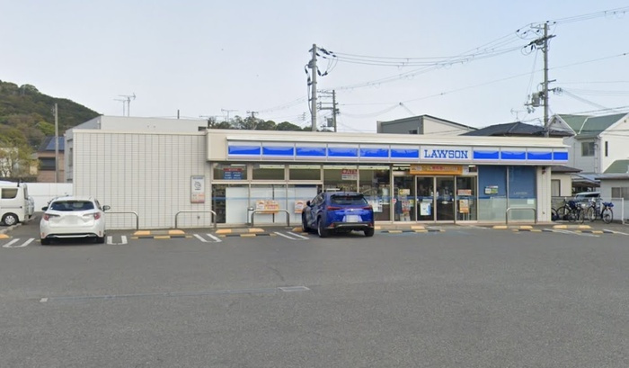 D-roomシルクマムBの周辺