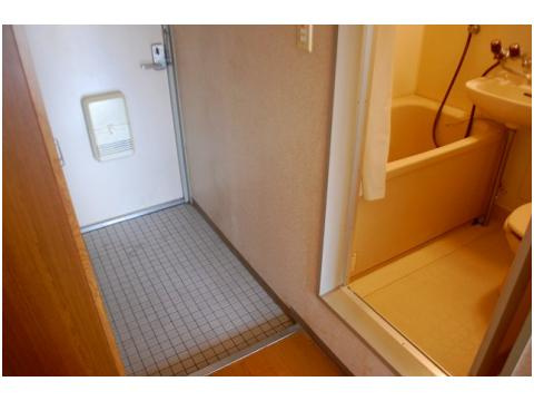 DORMITORY　MISS　PRINCEの玄関