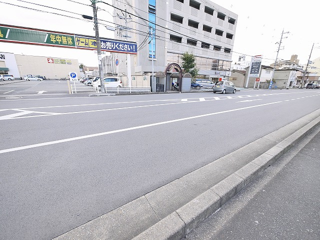 DORMITORY　MISS　PRINCEの周辺