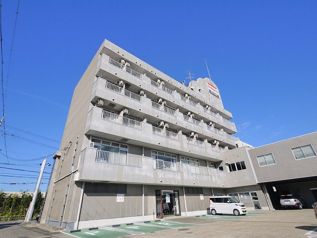 DORMITORY　MISS　PRINCEの外観|きれいな外観です