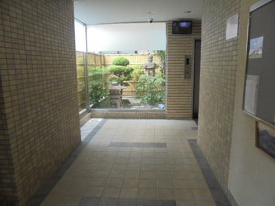 【エントランス】 | セントピア岡安