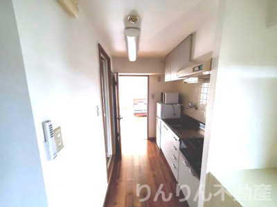 【内装】 | メゾン南昭和 | 明るい色調の室内です