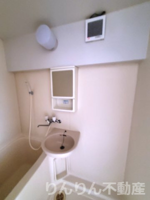 【洗面所】 | メゾン南昭和 | ゆったりとスペースのある洗面所