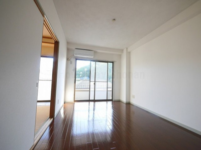 【寝室】 | ハイツフェニックス