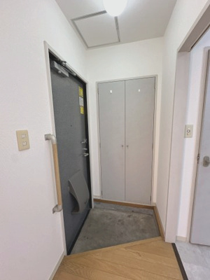 【玄関】 | メゾン・ド・ビジューB