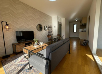 【居間・リビング】 | メゾン・ド・ビジューB | 家具はAIイメージとなります。