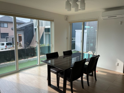 【居間・リビング】 | 花野路三丁目6番4号（C-7）