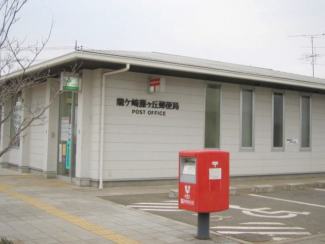  プレシャスの周辺