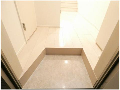 【玄関】 | ボヌール中村公園