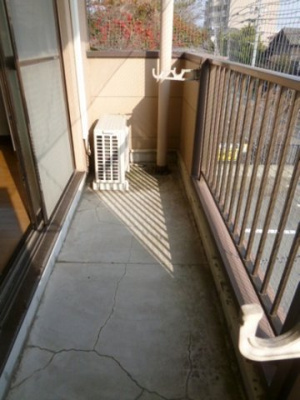 【バルコニー】 | クラウンII津福