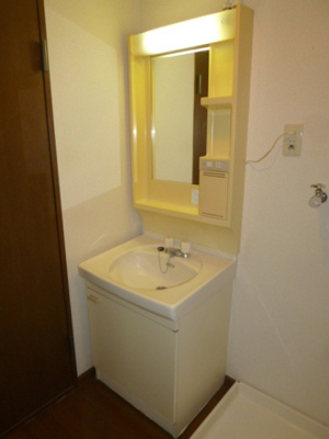 【洗面所】 | クラウンII津福