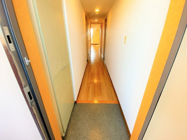 グランドソレーユの玄関