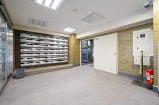 【エントランス】