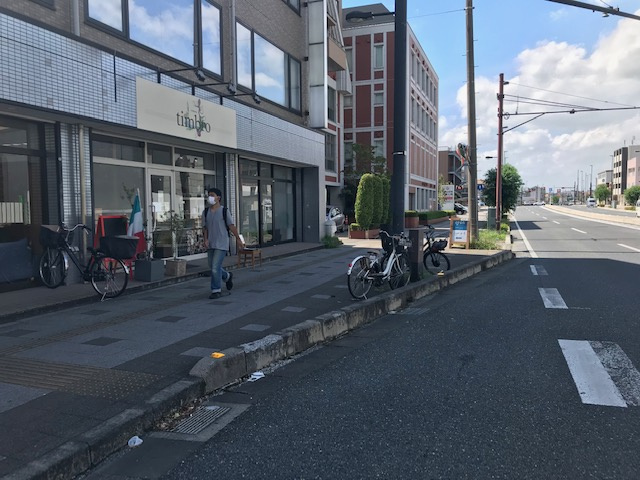 新横溝ビルの駐車場