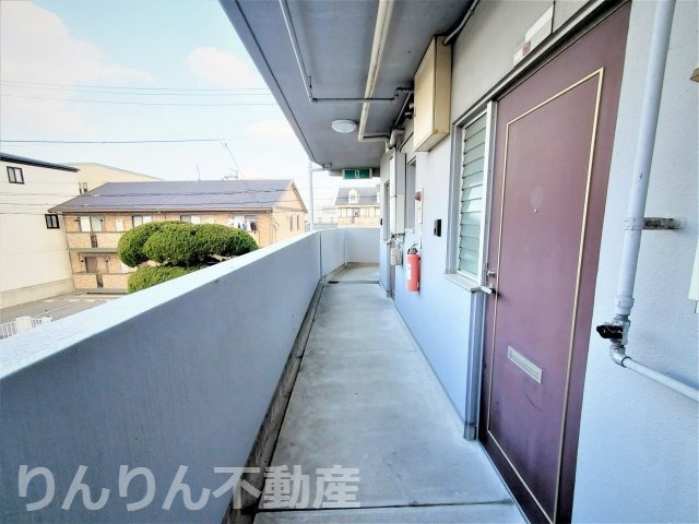 【玄関】 | メルヘンⅡ | ゆったりとした玄関です