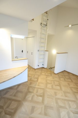 ＣＳ　ＧＡＲＤＥＮ　一橋学園の洋室