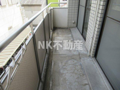 【バルコニー】 | メゾンド中新開（吉田賃貸） | バルコニーで洗濯物が干せます