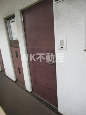 【玄関】 | メゾンド中新開（吉田賃貸） | 玄関です