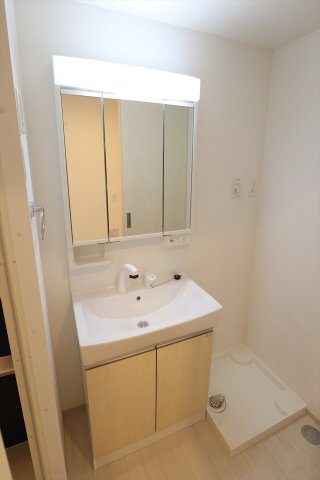 ファインヴィラⅨの独立洗面台