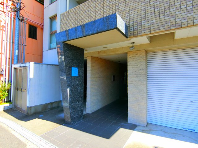 マンションシグマのエントランス