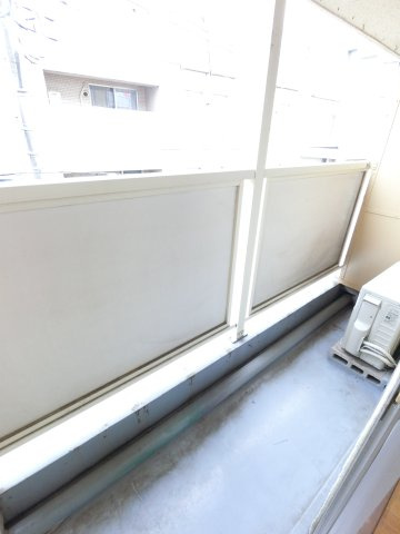 【バルコニー】