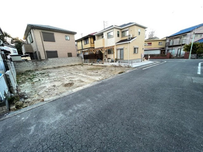 【前面道路含む現地写真】 | 第2守山区中志段味古山田　全1棟 1号棟＜仲介手数料無料＞志段味東小・志段味中　新築一戸建て | 1/13撮影
住宅ローンアドバイザーの村田です。住宅ローン審査が通らなかった方、あきらめる前にご相談ください。
