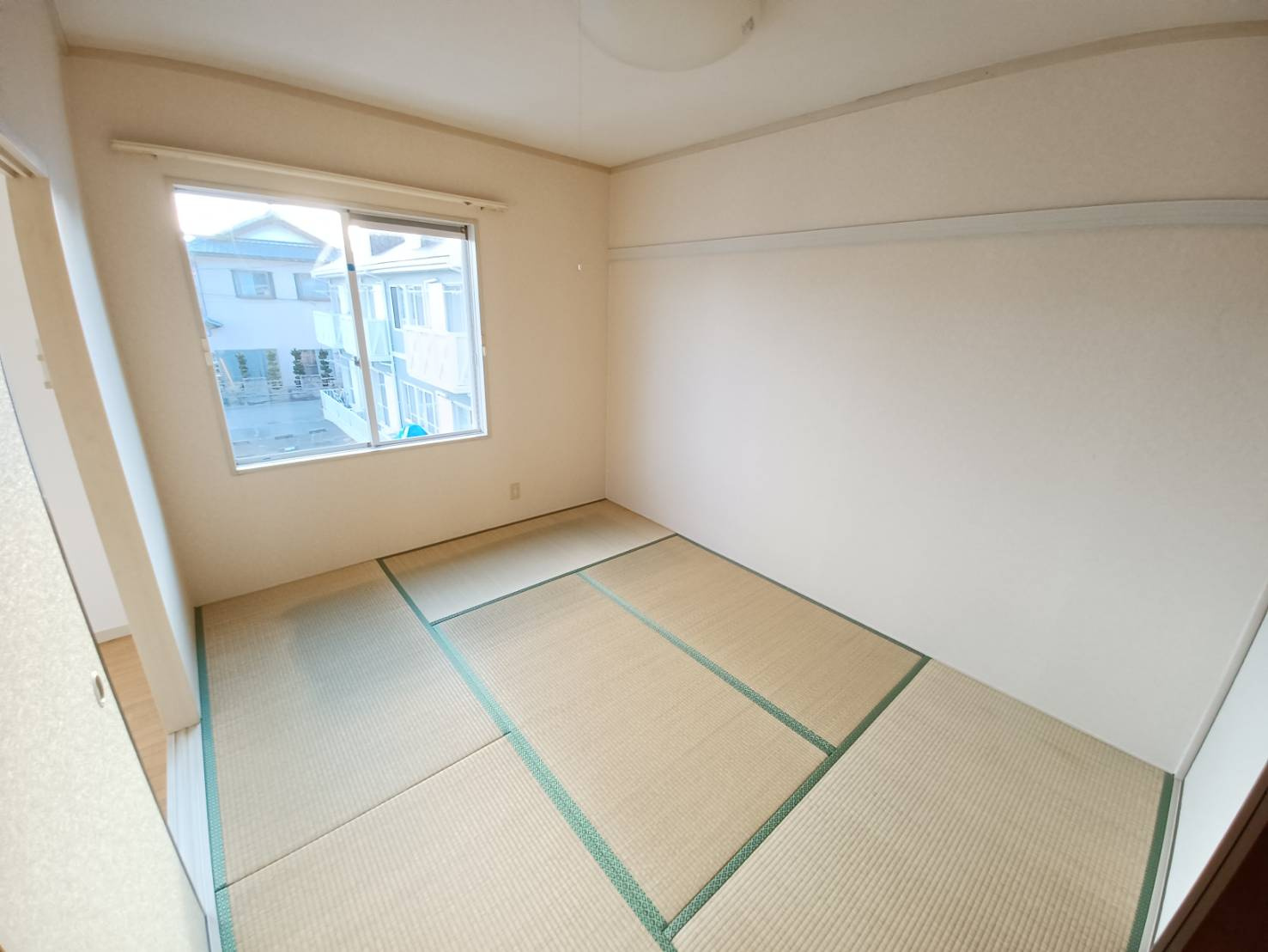エステ東田の和室