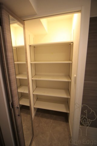レジデンス富貴屋の玄関