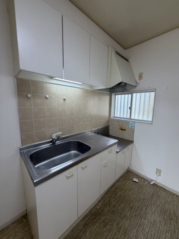 エステ東田のキッチン