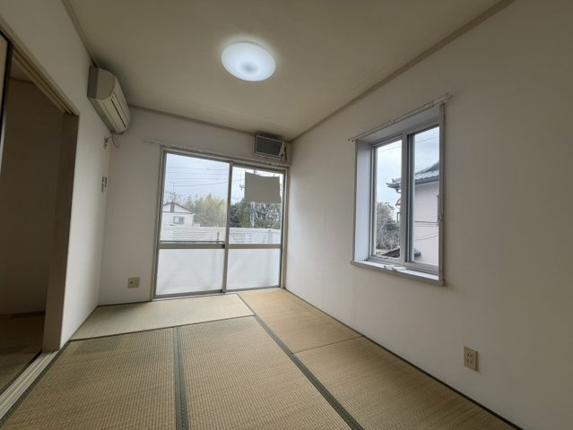 エステ東田の和室