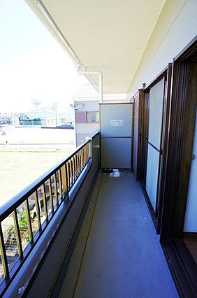 メゾンドールMURATAのバルコニー