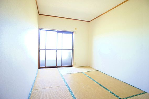 メゾンドールMURATAの和室