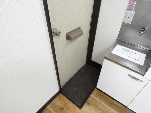 【玄関】