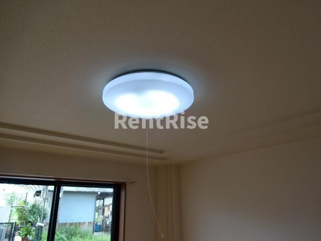 ハイツ ルミエール|照明器具