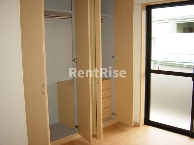 ルミナスハイム|クローゼット(イメージ)