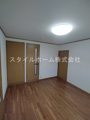【居間・リビング】 | グリシーナ A | 別部屋写真です。
