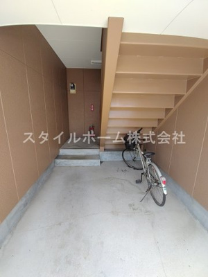 【エントランス】 | グリシーナ A | 
