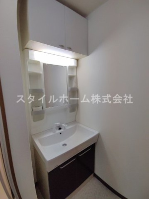 【洗面所】 | グリシーナ A | 別部屋写真です。