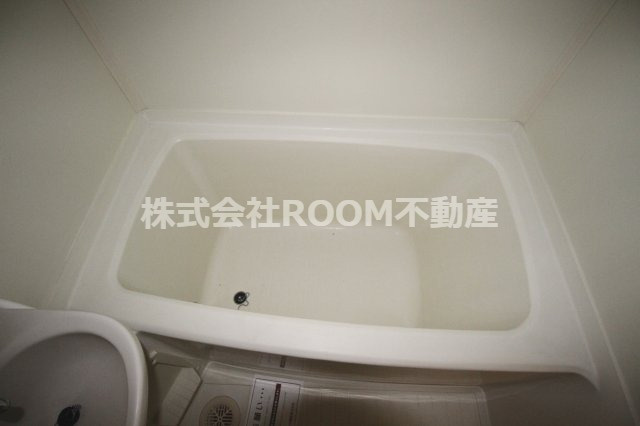 クレストコーポⅢの浴室|落ち着いた空間のお風呂です
