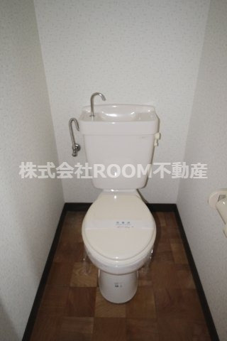 クレストコーポⅢのトイレ|清潔感のあるトイレです
