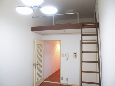 【洋室】 | ヨーロピアン４番館