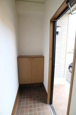 【玄関】 | ラ・メルヴェーユ