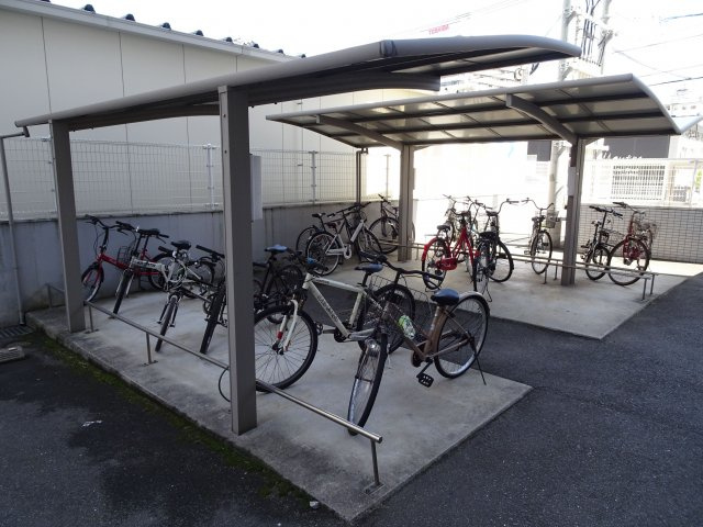 【駐車場】 | ピュアドームティアラ大手門 | 駐車場があるので、車を買う予定の方も安心です