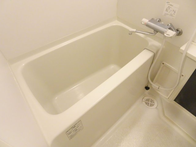 【浴室】 | ピュアドームティアラ大手門 | コンパクトで使いやすいお風呂です