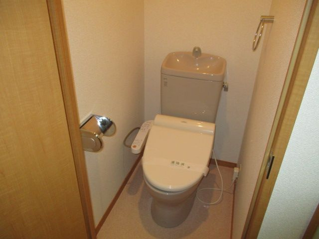 【トイレ】 | デパール高取 | コンパクトで使いやすいトイレです