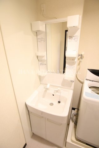 レオネクストルーチェの洗面所